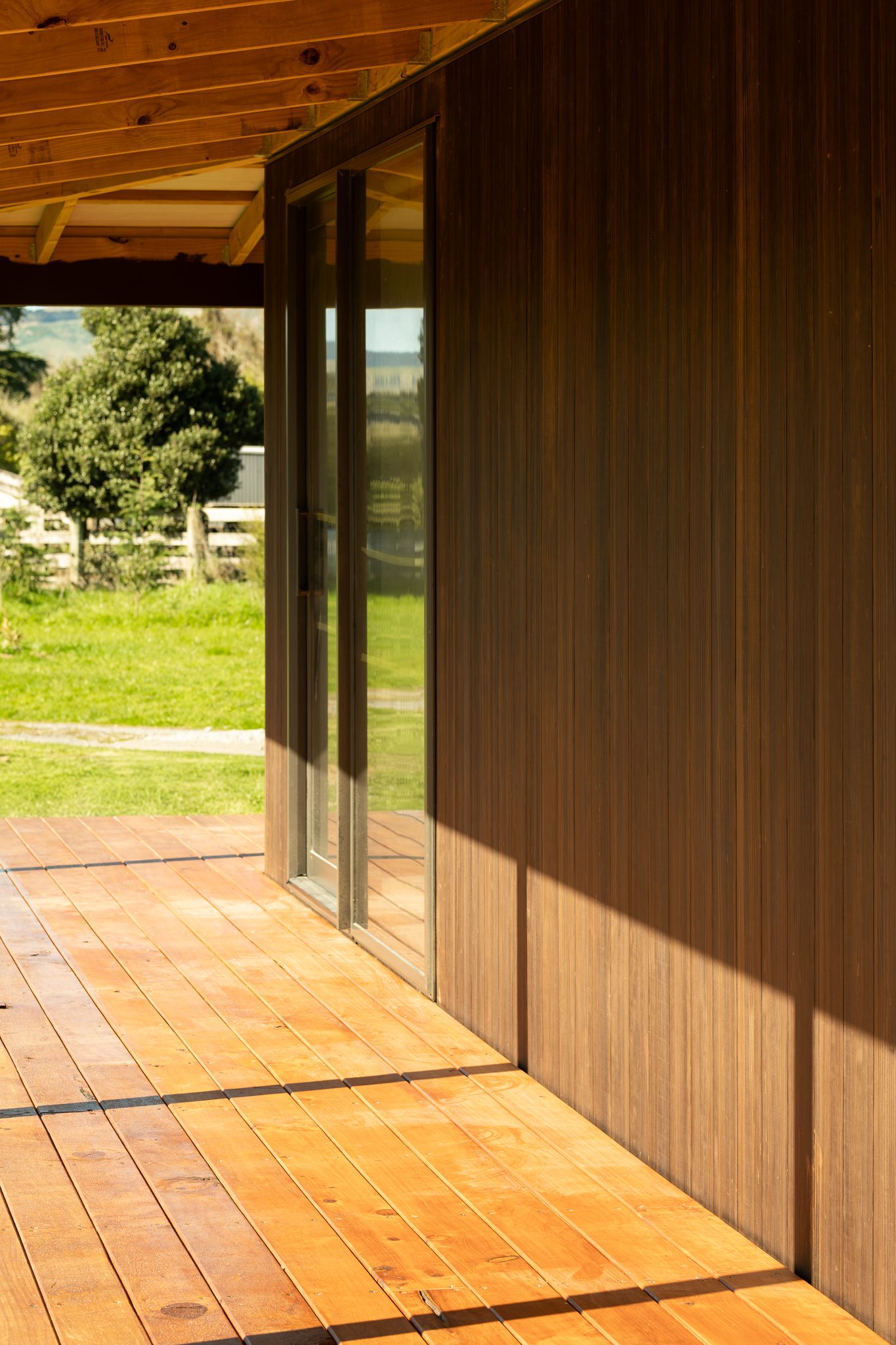 Abodo Vulcan cladding under soffits 